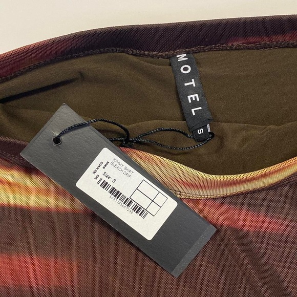 NWT Motel Rocks Kimmy Mesh Mini Skirt in Brown Bleach Drip - Picture 4 of 4